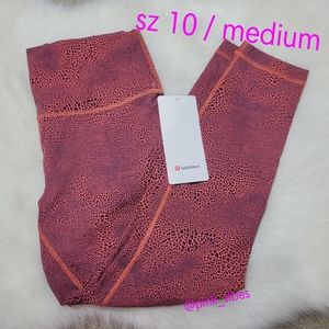 NWT Sz 10 Lululemon Wunder Train HR 25" Leggings